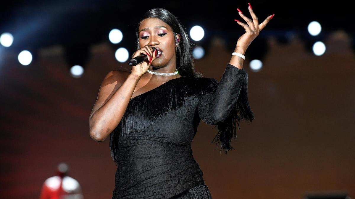 Copines di Aya Nakamura è la canzone più popolare di TikTok Italia