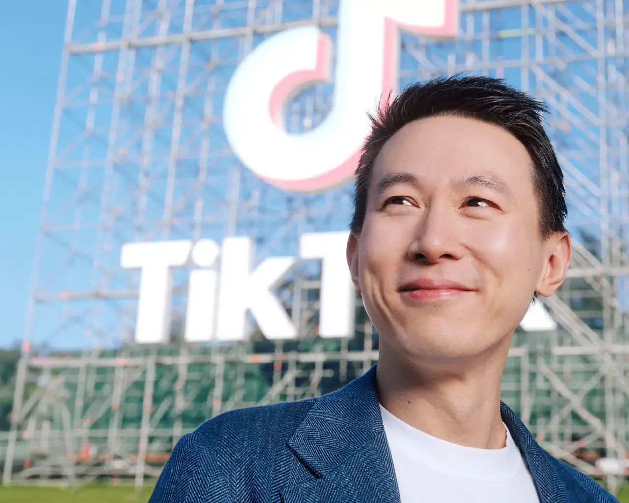 Il CEO di TikTok Presente all’Insediamento di Trump