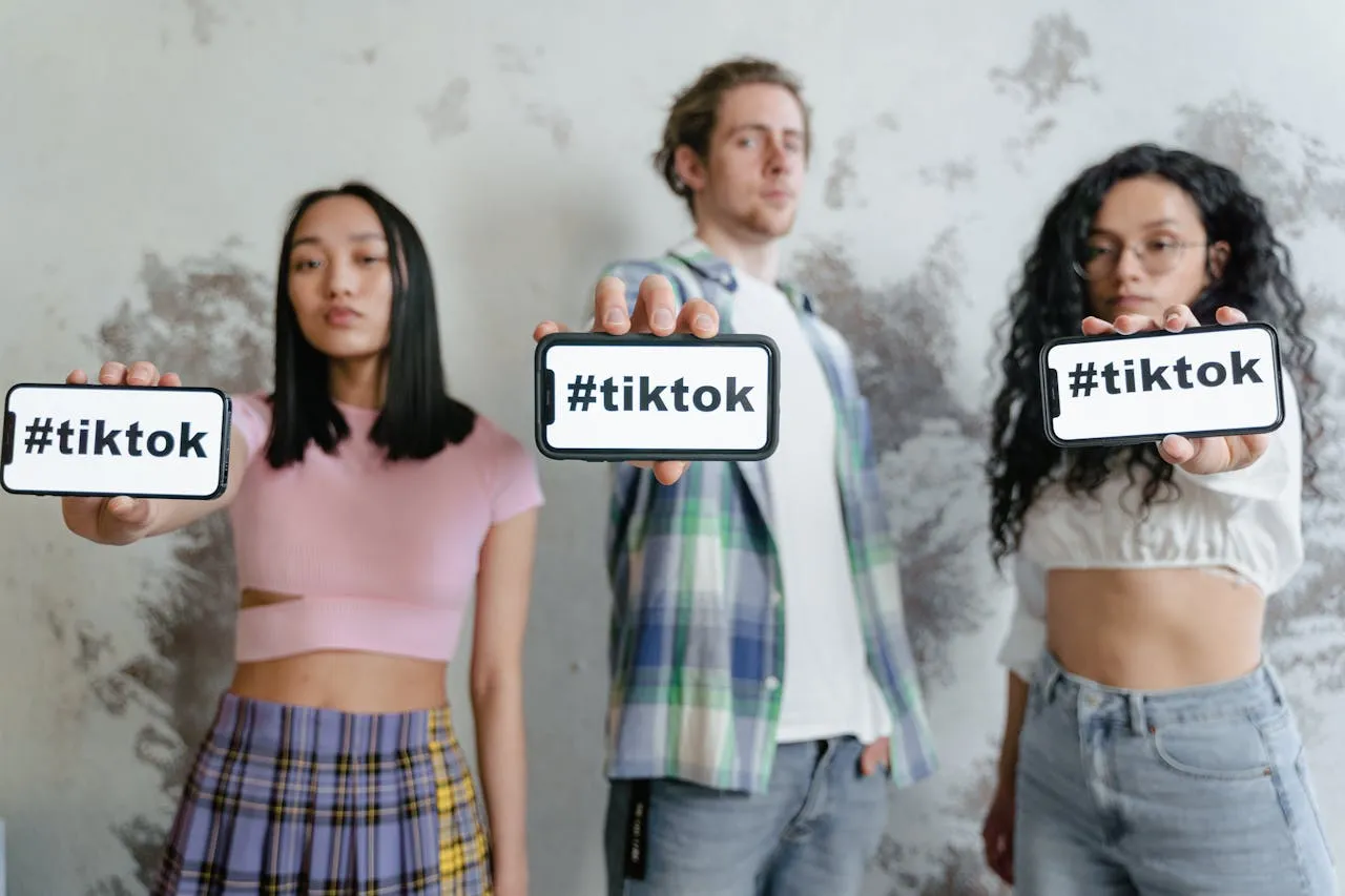 Come Funziona il Nuovo Algoritmo TikTok 2025